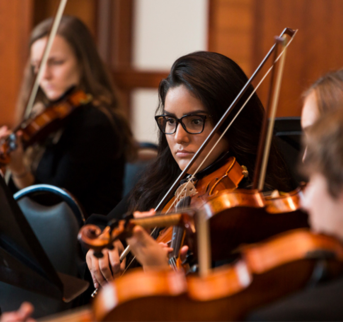 violinists 