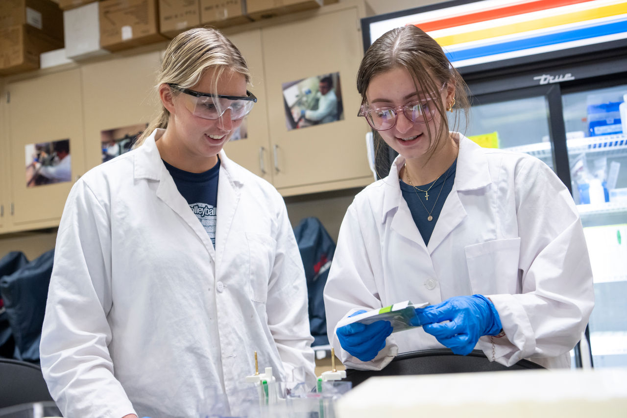 Biology students in lab