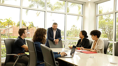 Group of students meeting with career mentor