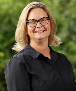 Holly Neumann