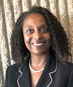 Jauna Royal