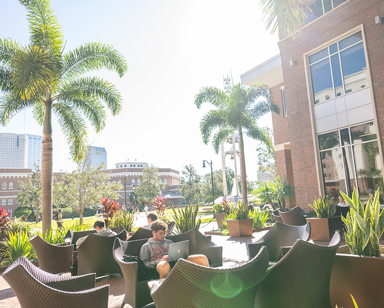Outdoor study area between the Tech and Health Sciences buildings.