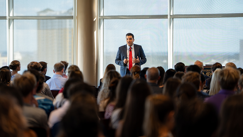 CEO of Raymond James Shares ‘The Power of Personal’ with Students
