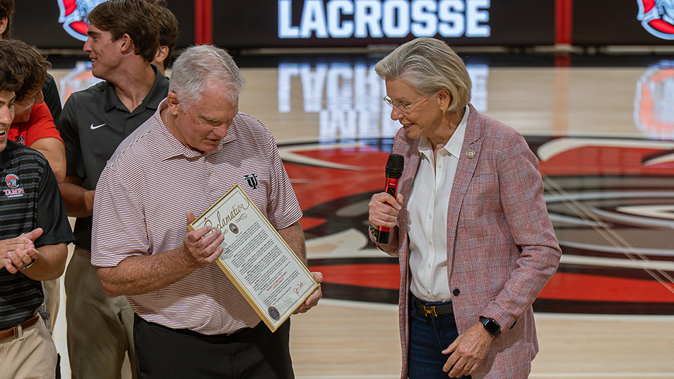 Tampa Mayor Honors National Champion Teams 